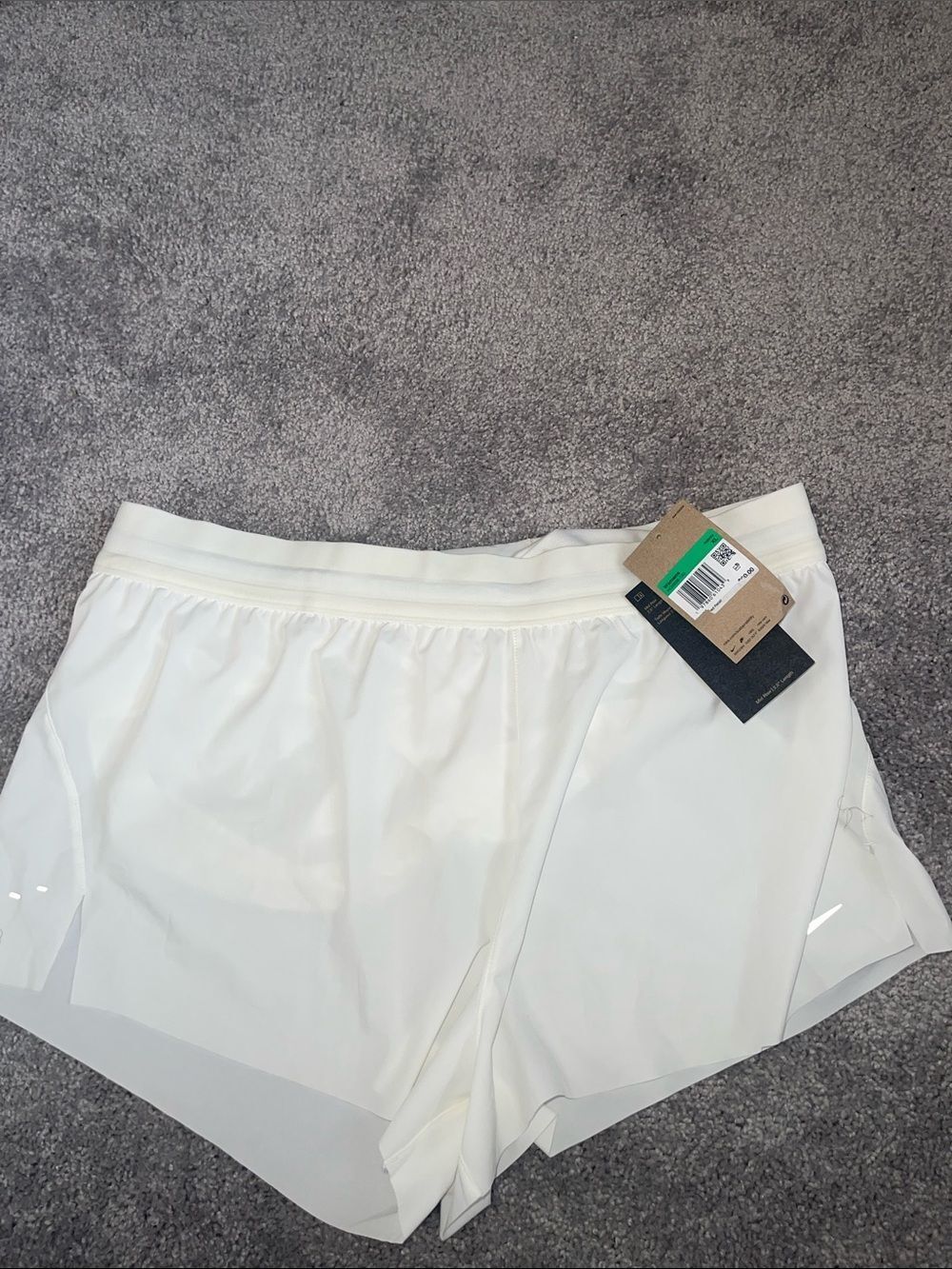 Nike Swift NWT White Women's Running Shorts with Reflective Trim